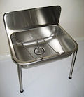 Bucket sink 282